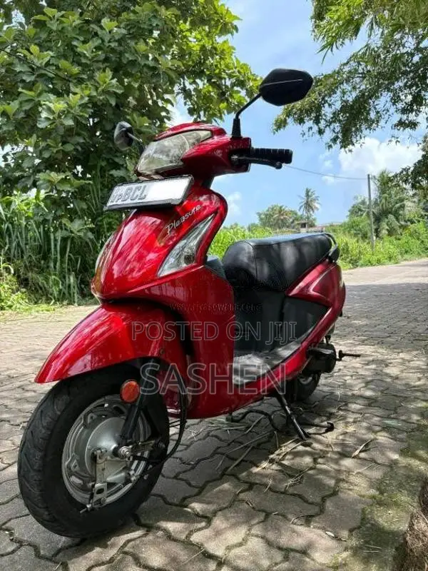 Hero Pleasure 2015 Motorbike (Used)