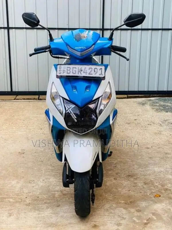 Honda Dio 2018 Motorbike (Used)