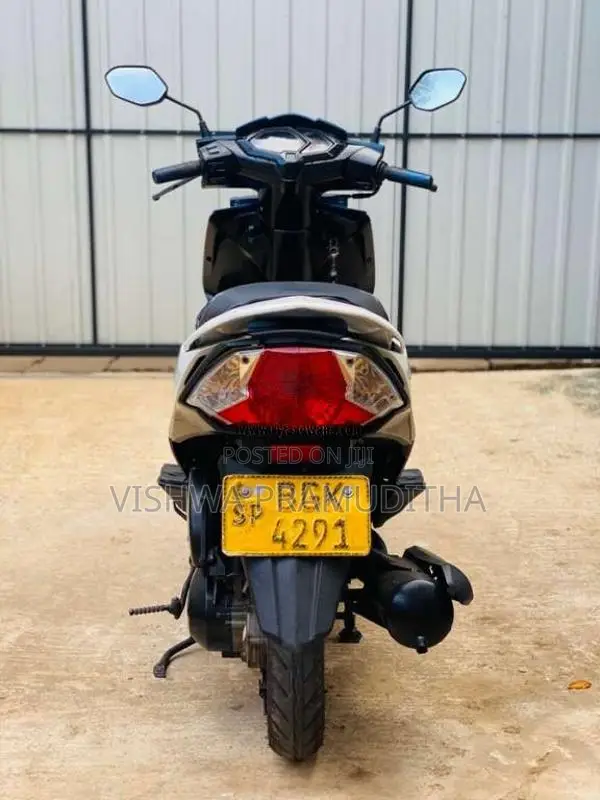 Honda Dio 2018 Motorbike (Used)