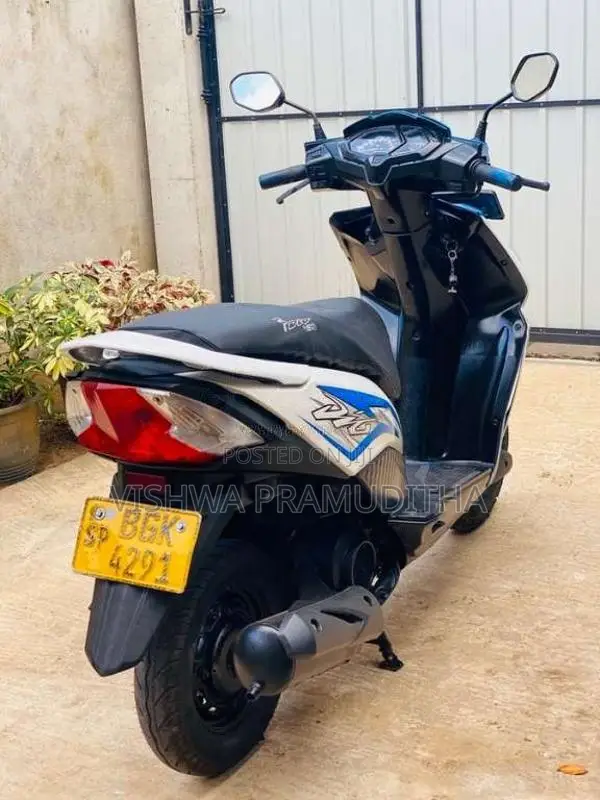 Honda Dio 2018 Motorbike (Used)
