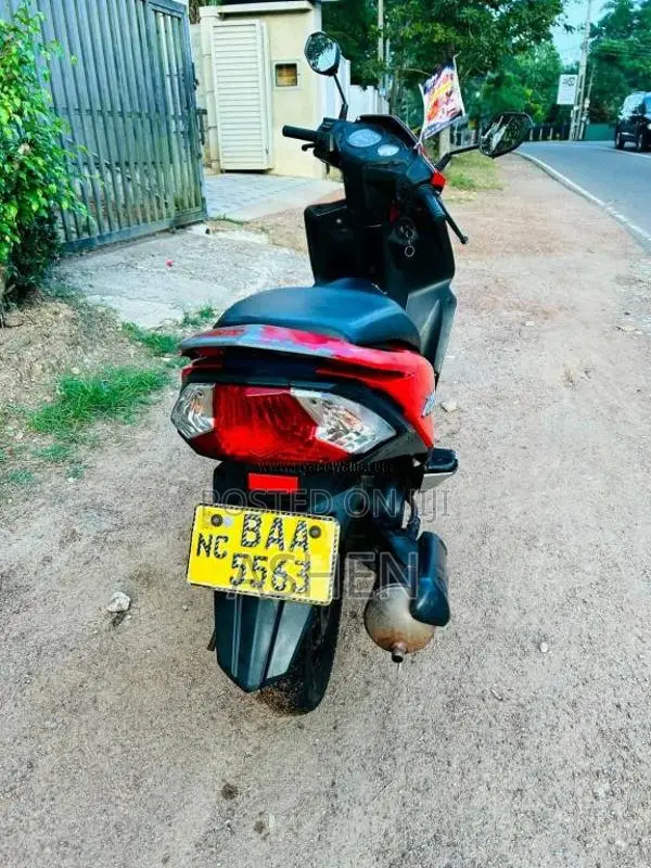 Honda Dio 2013 Motorbike (Used)
