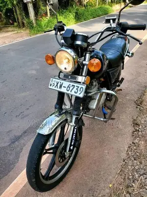 Suzuki GN125 2012 Motorbike (Used)