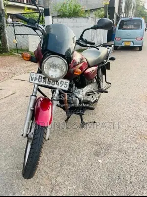 Bajaj Boxer 2011 Motorbike (Used)