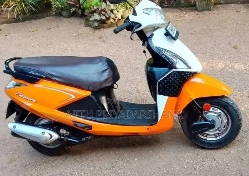 Hero Pleasure 2016 Motorbike (Used)