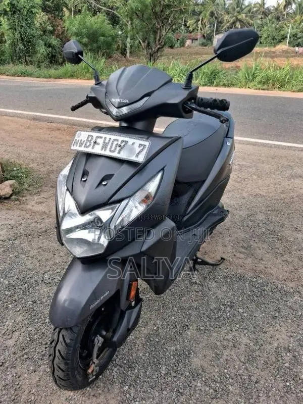 Honda Dio 2017 Motorbike (Used)