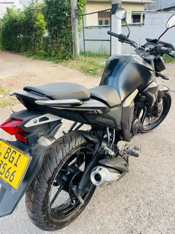 Yamaha Fz Version 2.0 2018 Motorbike (Used)