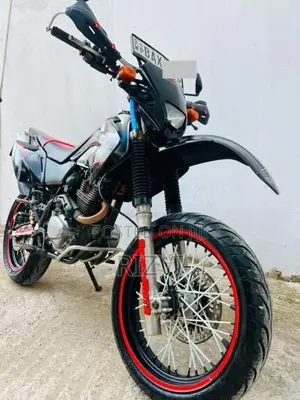 Honda Xr 2011 Motorbike (Used)