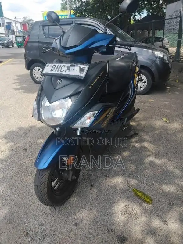Yamaha ZR 2018 Motorbike (Used)