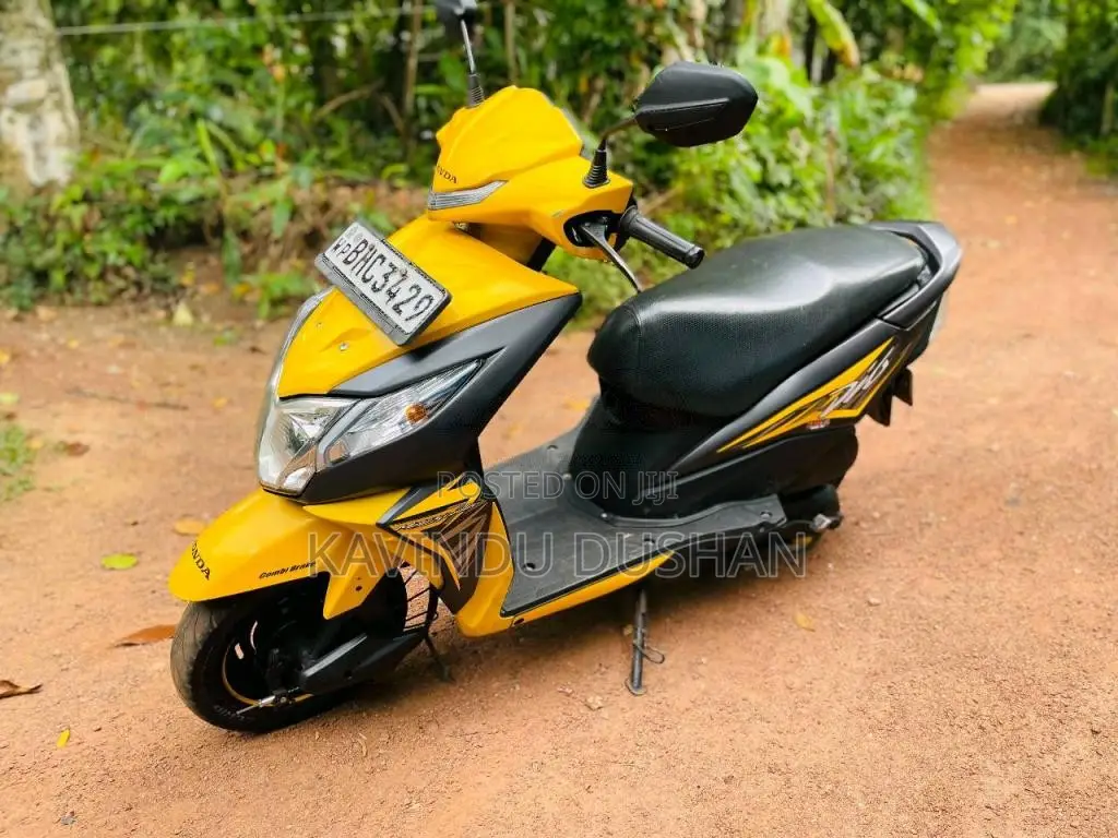 Honda Dio 2018 Motorbike (Used)