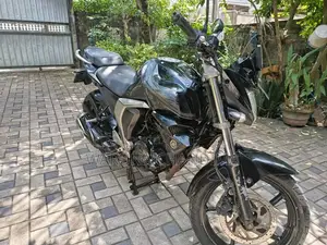 Yamaha FZ Version 2.0 2019 Motorbike (Used)