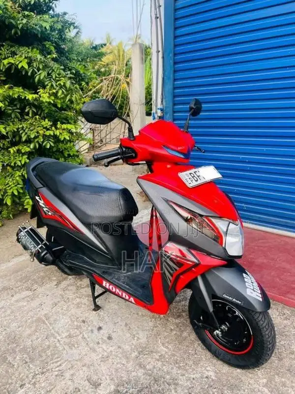 Honda Dio 2017 Motorbike (Used)