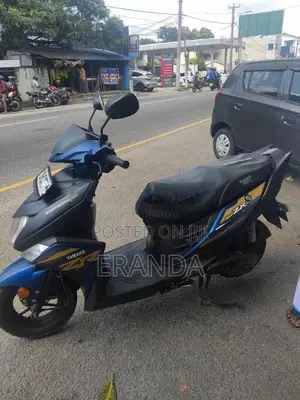 Yamaha ZR 2018 Motorbike (Used)