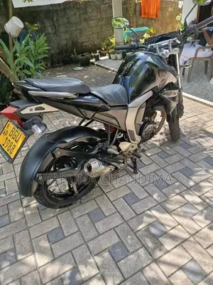 Yamaha FZ Version 2.0 2019 Motorbike (Used)