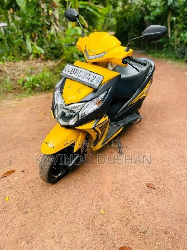 Honda Dio 2018 Motorbike (Used)