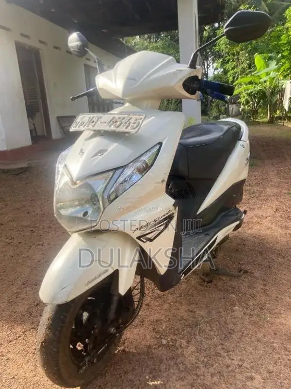 Honda Dio 2012 Motorbike (Used)