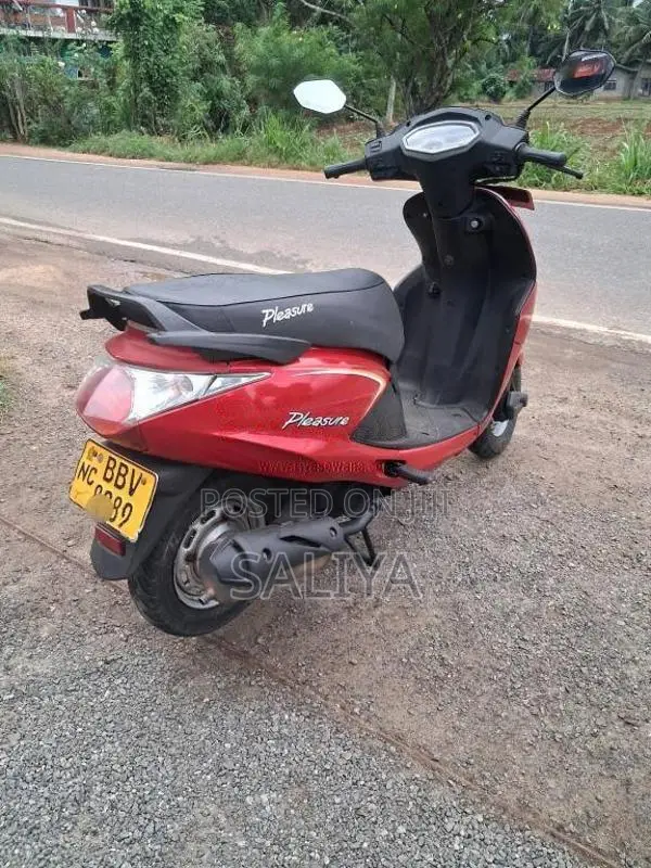 Hero Pleasure 2015 Motorbike (Used)