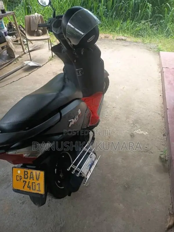 Honda Dio 2014 Motorbike (Used)