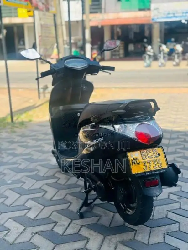 Hero Pleasure 2015 Motorbike (Used)