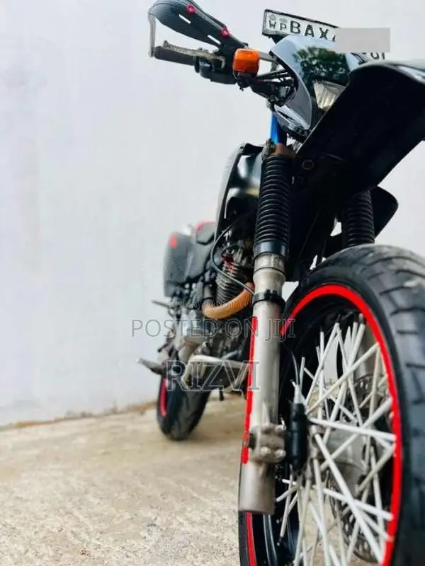 Honda Xr 2011 Motorbike (Used)