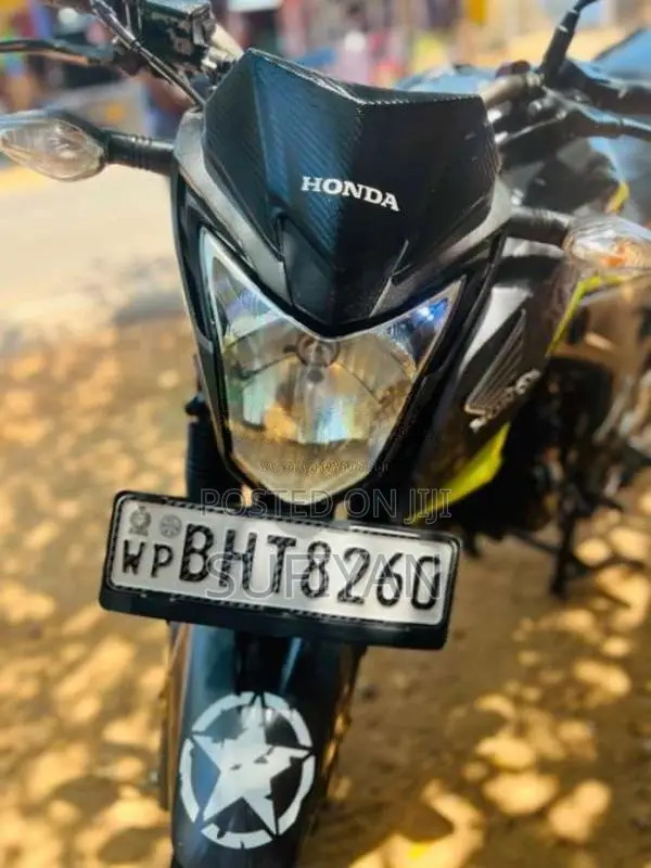 Honda CB Hornet 160R 2018 motorcycle (Used)