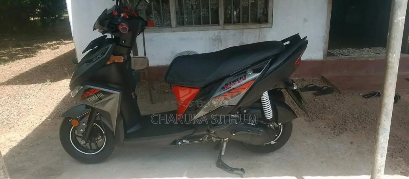 Yamaha Zr 2026 Motorbike (Used)