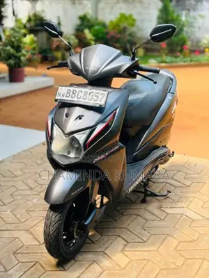 Honda Dio 2014 Motorbike (Used)