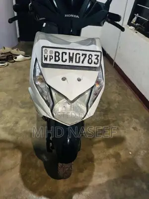 Honda Dio 2015 Motorbike (Used)