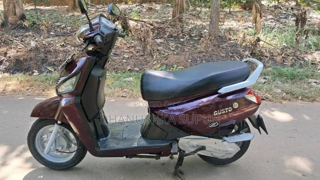 Mahindra GUSTO 2016 Motorbike (Used)