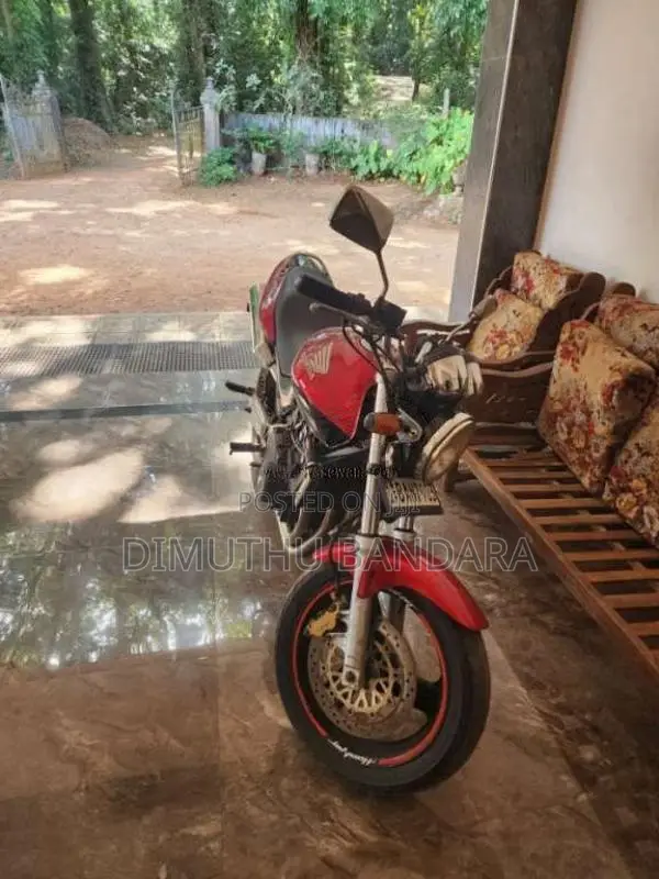 Honda Hornet 1999 Motorbike (Used)