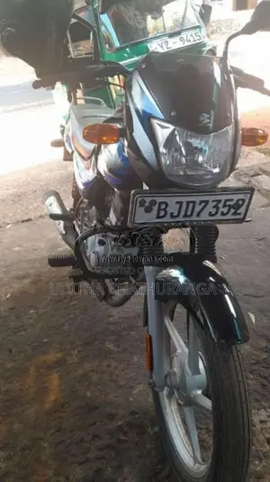Bajaj CT-100 2023 Motorbike (Used)
