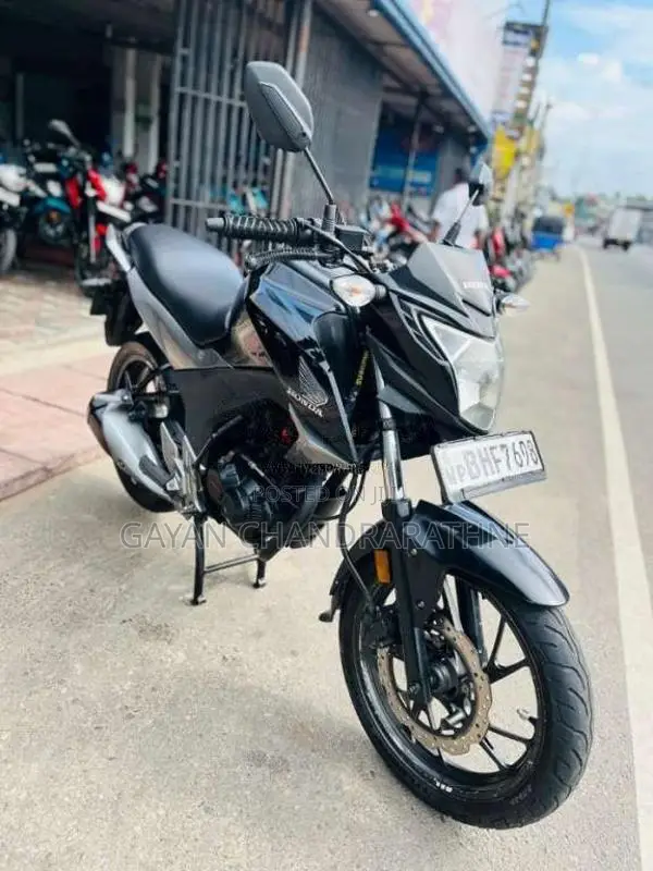 Honda Hornet 2016 Motorbike (Used)