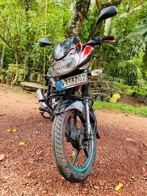 Bajaj Discover 2010 Motorbike (Used)