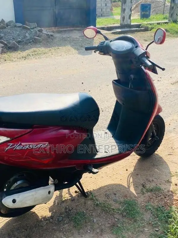 Hero Pleasure 2012 Motorbike (Used)