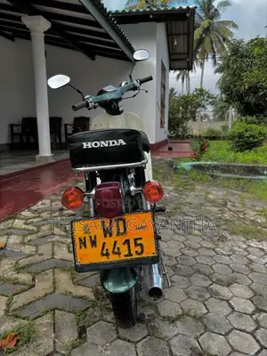 Honda Super Cub 50 2005 Motorbike (Used)
