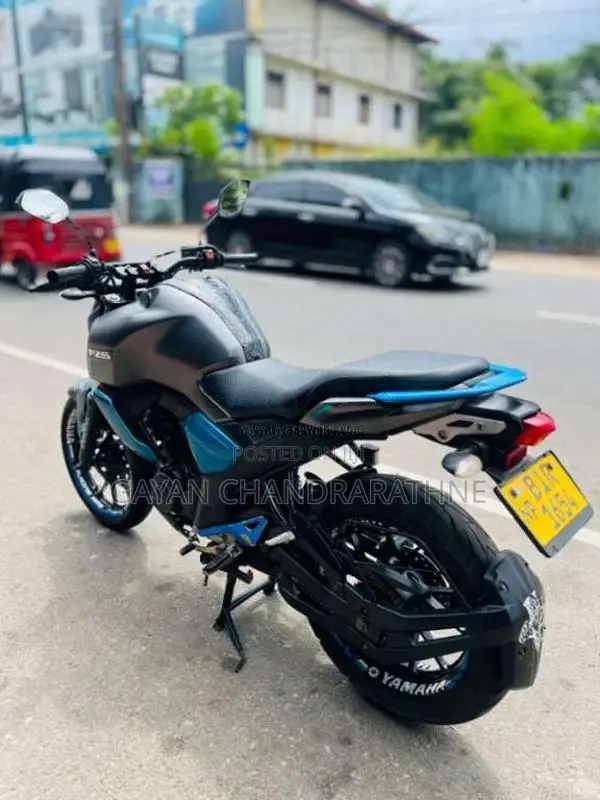 Yamaha FZ Version 3.0 2019 Motorbike (Used)