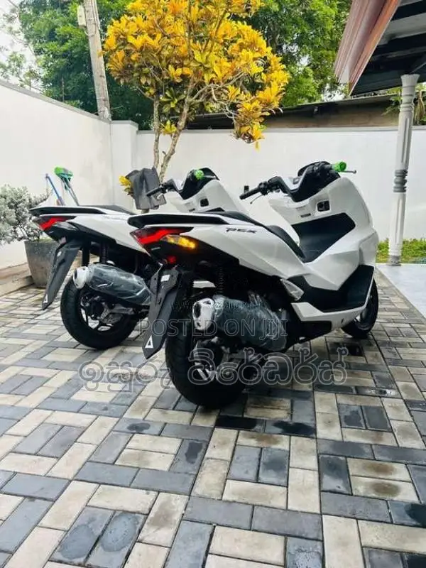 Honda Pcx 2025 Motorbike Brand New