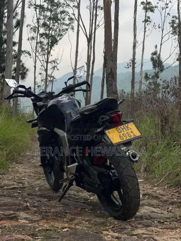 Yamaha FZ 2018 Motorbike (Used)