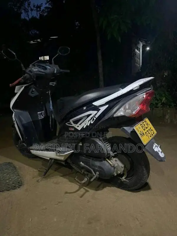 Honda Dio 2017 Motorbike (Used)