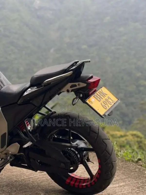 Yamaha FZ 2018 Motorbike (Used)