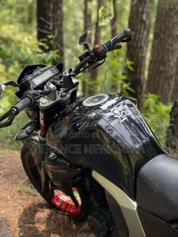 Yamaha FZ 2018 Motorbike (Used)