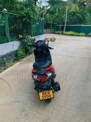 Honda Dio 2025 Motorbike (Used)