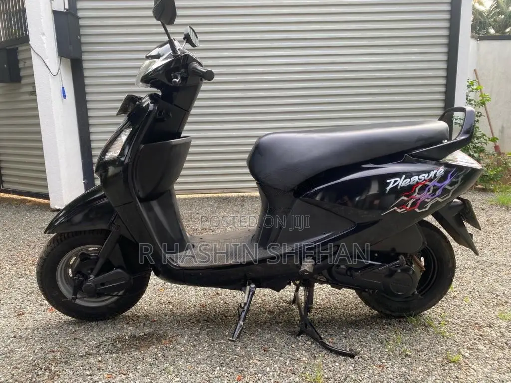 Hero Pleasure 2012 Motorbike (Used)
