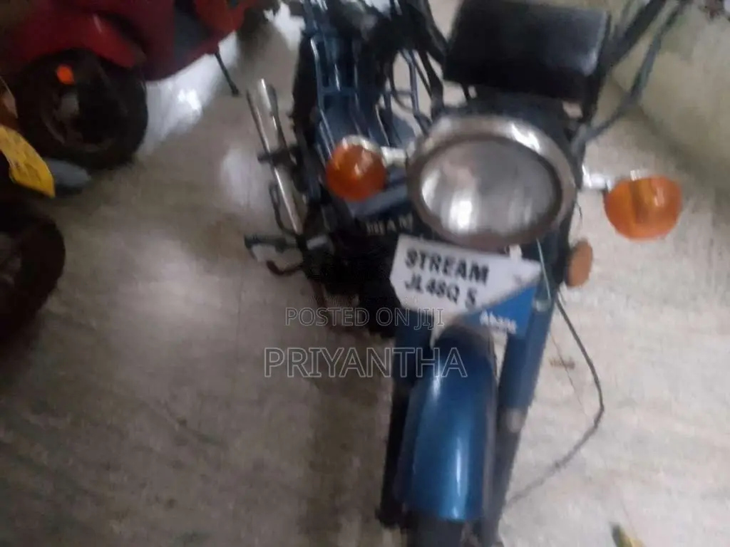 Loncin LX 2012 Motorbike (Used)