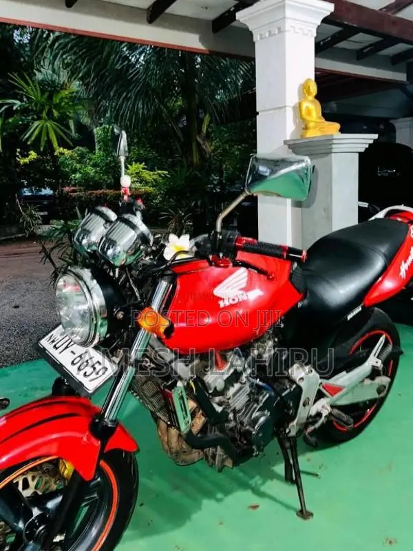 Honda Hornet 2009 Motorbike (Used)