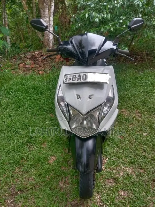 Honda Dio 2013 Motorbike (Used)