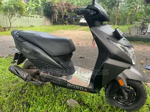 Honda Dio 2015 Motorbike (Used)