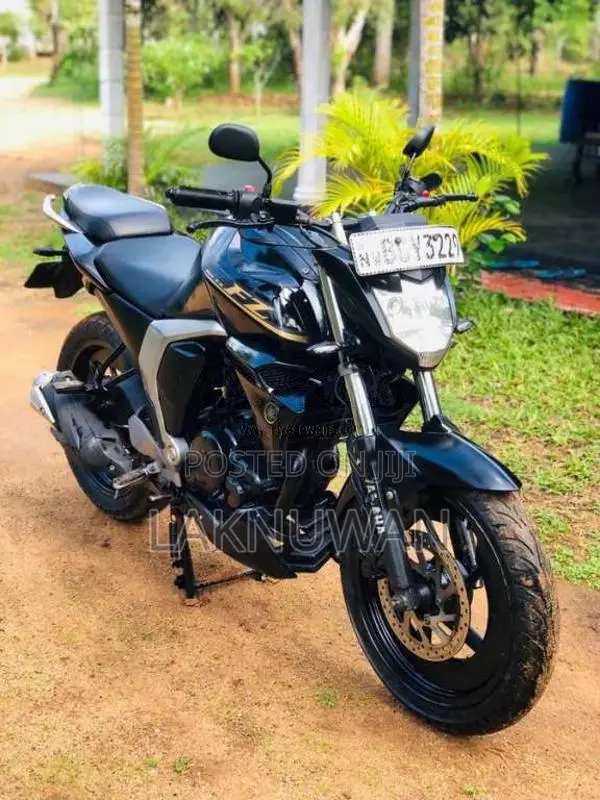 Yamaha Fz W2 2015 Motorbike (Used)