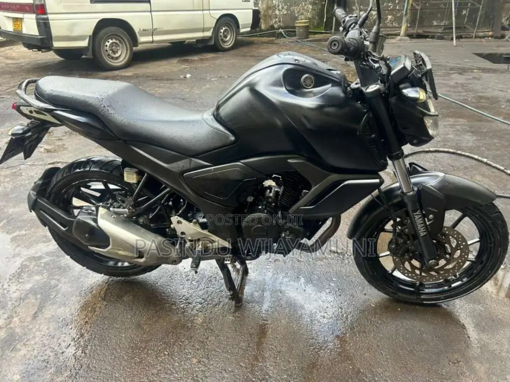 Yamaha FZ Version 3.0 2019 Motorbike (Used)