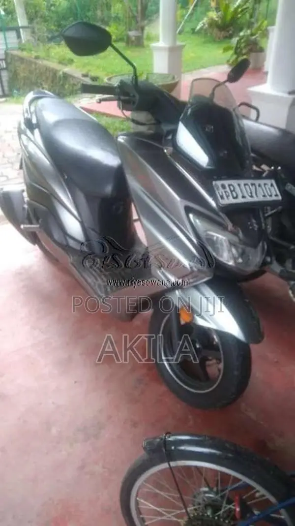 Suzuki BURGMAN 2020 Motorbike (Used)