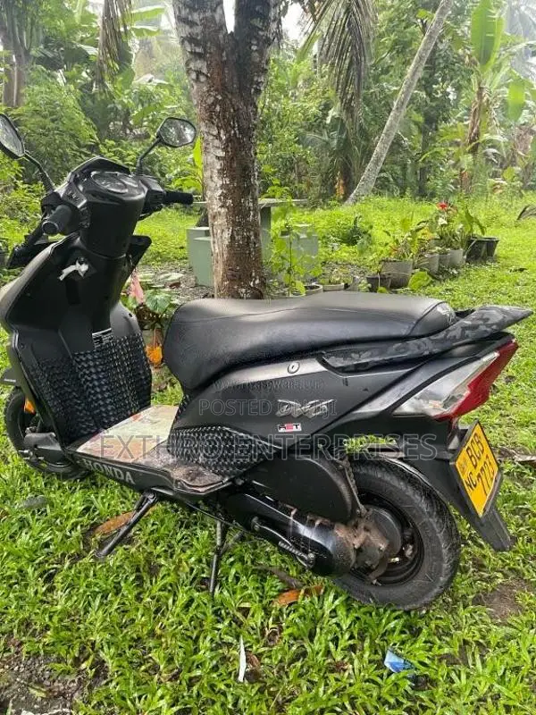 Honda Dio 2015 Motorbike (Used)